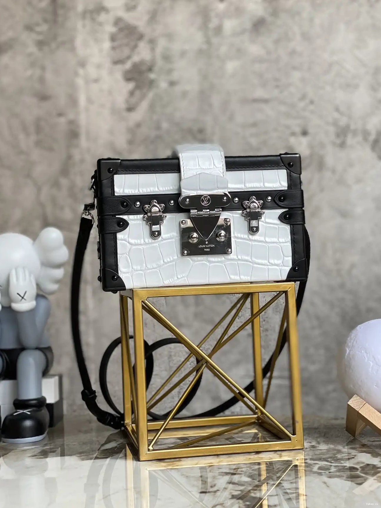 PETITE MALLE VUITTON LOUIS 0618